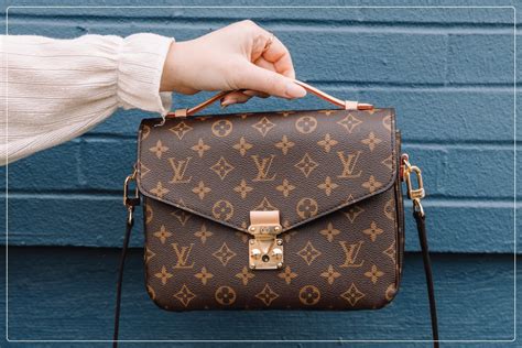 how can you spot a fake louis vuitton purse|how to tell if louis vuitton is authentic.